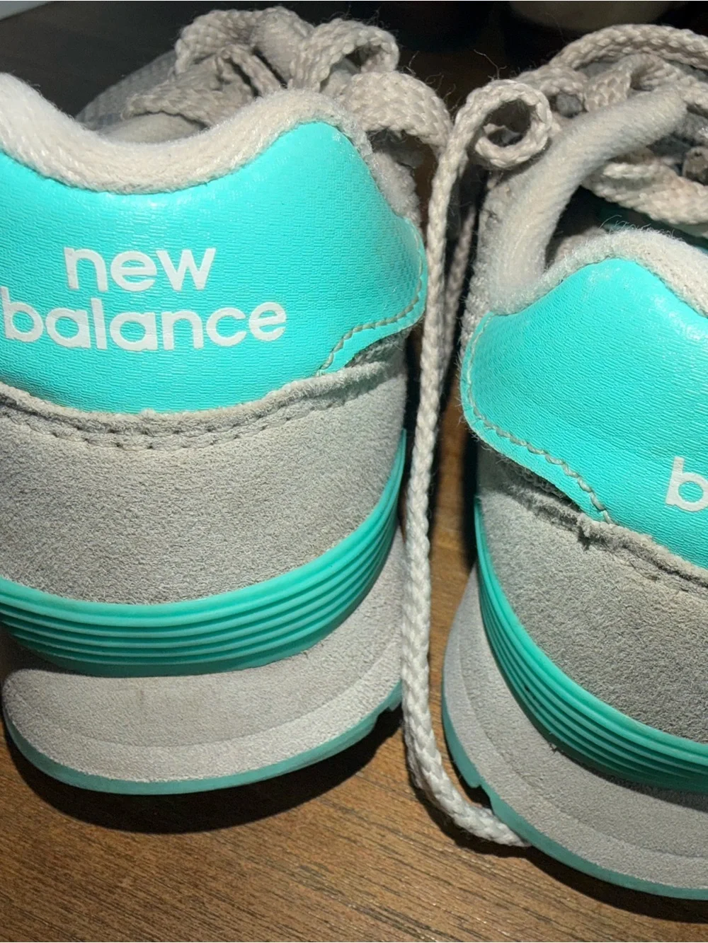 New Balance Women's Beige Sneakers with Teal Accent